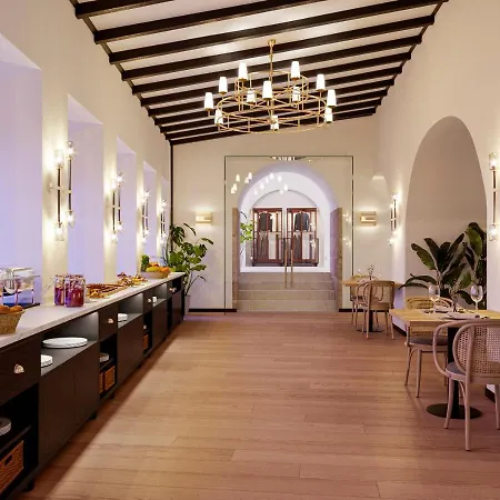 Hospes Palacio De Arenales & Caces