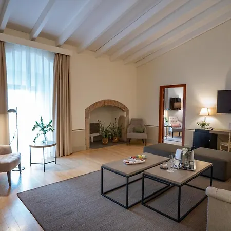 Hospes Palacio De Arenales&spa Hotel 5*