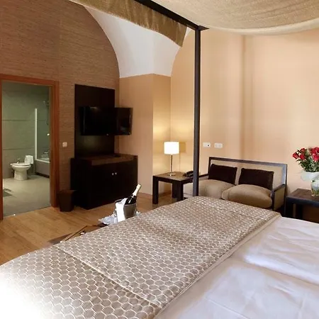 Hospes Palacio De Arenales&spa Hotel