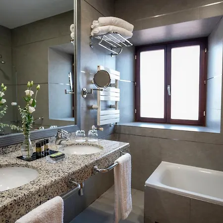 Hospes Palacio De Arenales&spa Hotel 5*