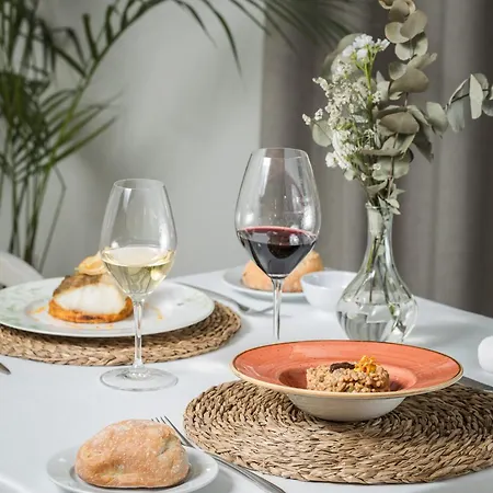 Отель Hospes Palacio De Arenales & 5*