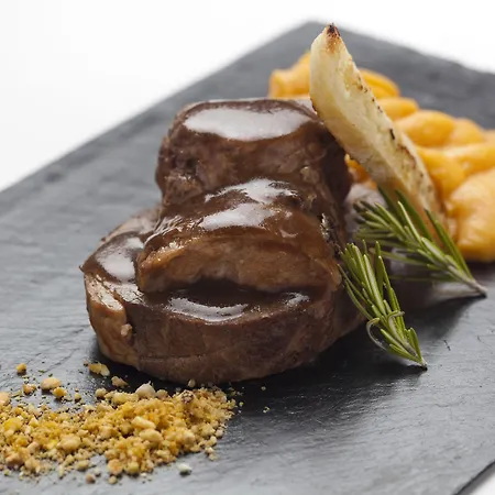 Hotel Hospes Palacio De Arenales & 5*