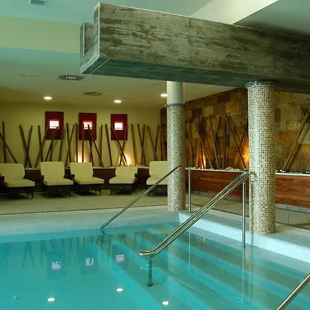 Hospes Palacio De Arenales&spa