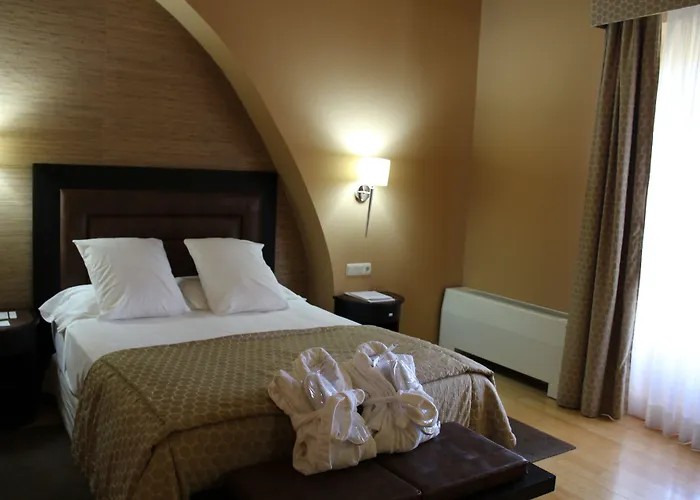 Hospes Palacio De Arenales & Отель 5*