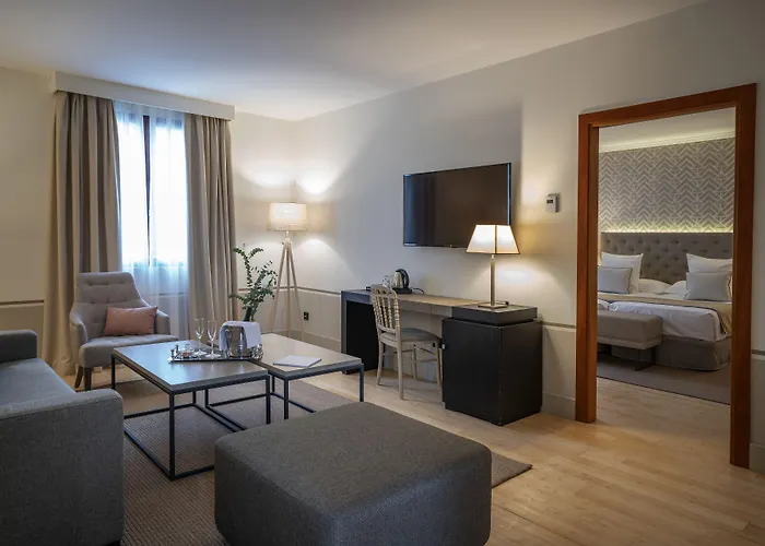 Hospes Palacio De Arenales & 호텔 Caces